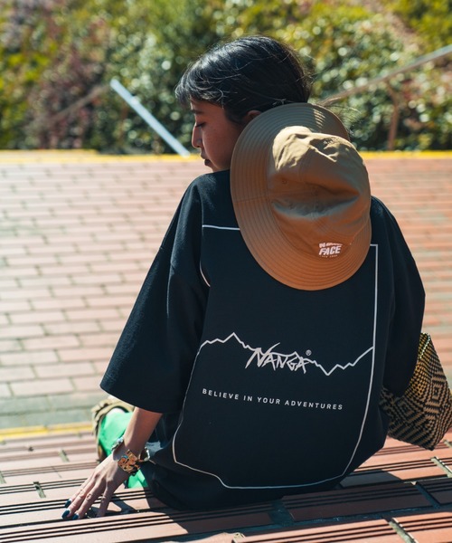 NANGA（ナンガ）の「【WEB先行予約】[NANGA/ナンガ] 別注 ルーズフィット スクエアロゴバックプリント ドローコードTシャツ（Tシャツ/カットソー・レディース・ホワイト/ブルー/ブラック・XL/L/M/S）」の13枚目の写真