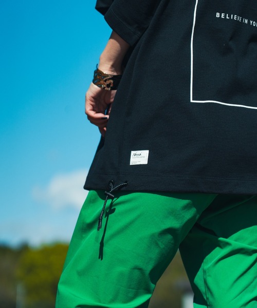 NANGA（ナンガ）の「【WEB先行予約】[NANGA/ナンガ] 別注 ルーズフィット スクエアロゴバックプリント ドローコードTシャツ（Tシャツ/カットソー・レディース・ホワイト/ブルー/ブラック・XL/L/M/S）」の16枚目の写真