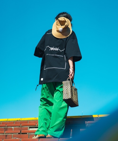 NANGA（ナンガ）の「【WEB先行予約】[NANGA/ナンガ] 別注 ルーズフィット スクエアロゴバックプリント ドローコードTシャツ（Tシャツ/カットソー・レディース・ホワイト/ブルー/ブラック・XL/L/M/S）」の15枚目の写真