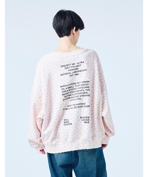 Little sunny bite(リトルサニーバイト)の「●Little sunny bite●stranger things x little sunny bite floral sweat top(スウェット・レディース・ピンク/ブルー・SMALL/MEDIUM)」の8枚目の写真