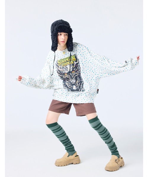 Little sunny bite(リトルサニーバイト)の「●Little sunny bite●stranger things x little sunny bite floral sweat top(スウェット・レディース・ピンク/ブルー・SMALL/MEDIUM)」の5枚目の写真