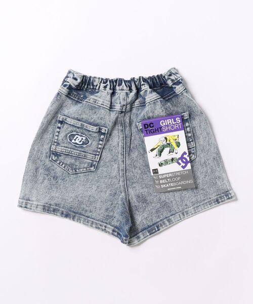 DC(ディーシー)の「DC/ディーシー キッズ デニム ショートパンツ 26 KD GS TIGHT SHORT ムラサキ限定 YWS261523M(その他パンツ・キッズ・ライトインディゴブルー/ブラック・150cm/140cm/130cm)」の3枚目の写真