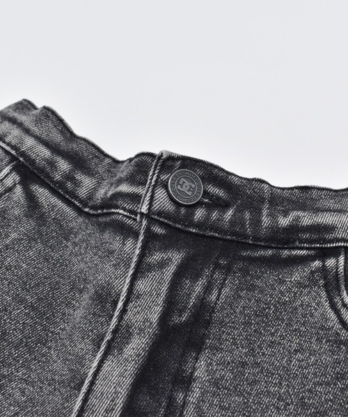 DC(ディーシー)の「DC/ディーシー キッズ デニム ショートパンツ 26 KD GS TIGHT SHORT ムラサキ限定 YWS261523M(その他パンツ・キッズ・ライトインディゴブルー/ブラック・150cm/140cm/130cm)」の16枚目の写真