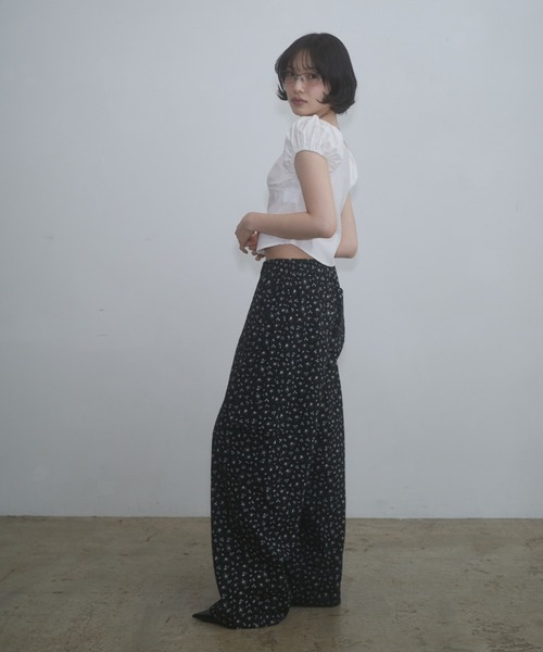 FEKETE(フェケテ)の「gingham 2way puff sleeve blouse / 2WAYパフスリーブブラウス(シャツ/ブラウス・レディース・ネイビー/ホワイト/ピンク/ブラック・LARGE/MEDIUM/SMALL)」の11枚目の写真