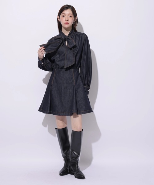 未使用品　リランドチュール　デニムボウタイミニワンピース　紺　M Rirandture（リランドチュール）の「デニムボウタイミニワンピース