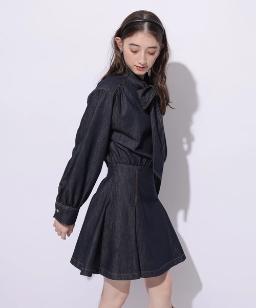Rirandture（リランドチュール）の「デニムボウタイミニワンピース