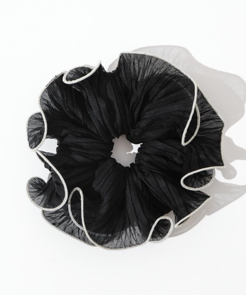 flower(フラワー)の「パイピングプリーツシュシュ(シュシュ・レディース・ホワイト/ブラック/ブラウン・FREE)」の11枚目の写真