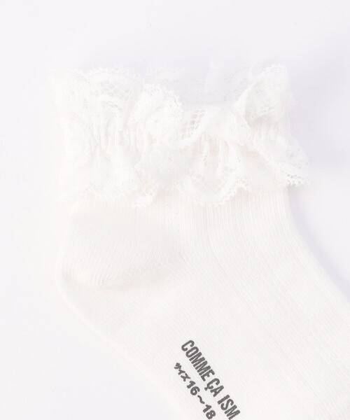 COMME CA ISM（コムサイズム）の「レース付き 針抜き柄 ショートソックス（ソックス/靴下・キッズ・ホワイト・16-18cm/19-21cm/22-24cm）」の2枚目の写真