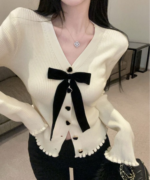 kirakiraShop（キラキラショップ）の「リボン付き Vネック リブ ニット カーディガン（カーディガン/ボレロ・レディース・ブラック/オフホワイト/グレー/レッド・FREE）」の8枚目の写真
