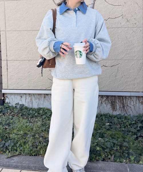 ANGIE（アンジー）の「デニム襟 ドッキング フェイクレイヤード スウェット トップス（スウェット・レディース・アイボリー/チャコール/ネイビー/ライトグレー・FREE）」の17枚目の写真