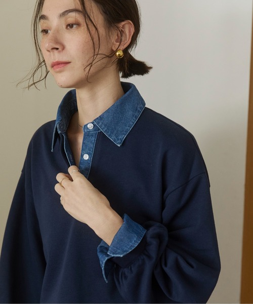 ANGIE（アンジー）の「デニム襟 ドッキング フェイクレイヤード スウェット トップス（スウェット・レディース・アイボリー/チャコール/ネイビー/ライトグレー・FREE）」の8枚目の写真