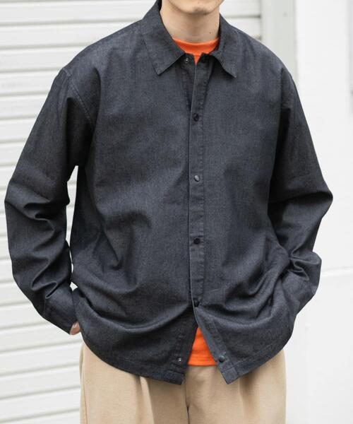 ITEMS URBANRESEARCH（アイテムズ アーバンリサーチ）の「スナップボタンデニムレギュラーカラーシャツ（シャツ/ブラウス・メンズ・ブルー/ネイビー/ブラック・LARGE/MEDIUM）」の6枚目の写真