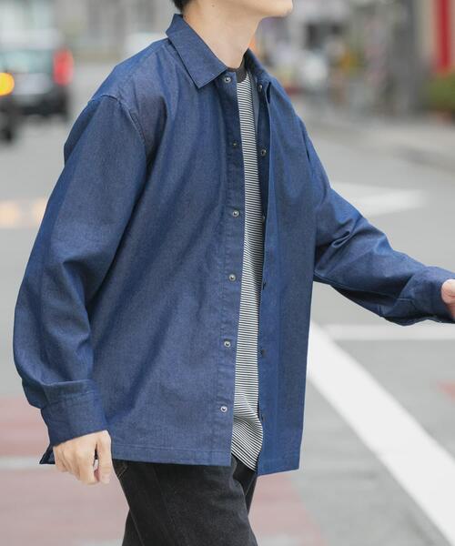 ITEMS URBANRESEARCH（アイテムズ アーバンリサーチ）の「スナップボタンデニムレギュラーカラーシャツ（シャツ/ブラウス・メンズ・ブルー/ネイビー/ブラック・LARGE/MEDIUM）」の13枚目の写真