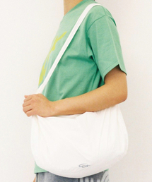 WEBHOUSE（ウェブハウス）の「シンボルナイロンクロスバッグ - ホワイト（メッセンジャーバッグ）」