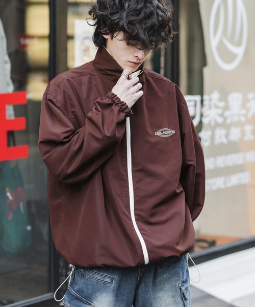 Rocky Monroe(ロッキーモンロー)の「2WAYリバーシブル 両A面オーバーサイズワンポイントロゴ刺繍スタンドネックライトブルゾン(ブルゾン・メンズ・グレイッシュベージュ/チャコール/ブラック/ブラウン/アイボリー/ベージュ/ワイン/ネイビー・L/XL/M)」の14枚目の写真