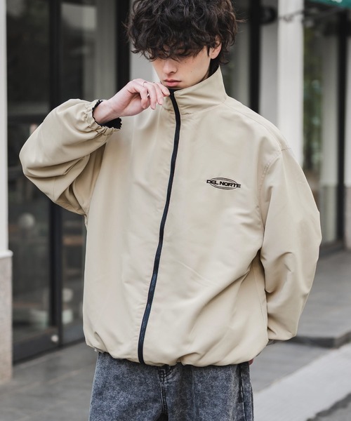 Rocky Monroe(ロッキーモンロー)の「2WAYリバーシブル 両A面オーバーサイズワンポイントロゴ刺繍スタンドネックライトブルゾン(ブルゾン・メンズ・グレイッシュベージュ/チャコール/ブラック/ブラウン/アイボリー/ベージュ/ワイン/ネイビー・L/XL/M)」の20枚目の写真