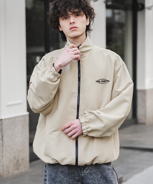 Rocky Monroe(ロッキーモンロー)の「2WAYリバーシブル 両A面オーバーサイズワンポイントロゴ刺繍スタンドネックライトブルゾン(ブルゾン・メンズ・グレイッシュベージュ/チャコール/ブラック/ブラウン/アイボリー/ベージュ/ワイン/ネイビー・L/XL/M)」の21枚目の写真