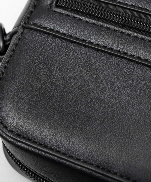 KANGOL(カンゴール)の「<A.M.S.別注> レザー調 ボックス型 ショルダーバッグ(ショルダーバッグ・メンズ・ブラック・FREE)」の6枚目の写真