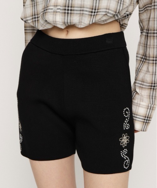 SLY（スライ）の「WESTERN STUDS KNIT S/PT ウエスタンスタッズニットショートパンツ 春服（スラックス・レディース・ブラック/ブラウン・FREE）」の2枚目の写真