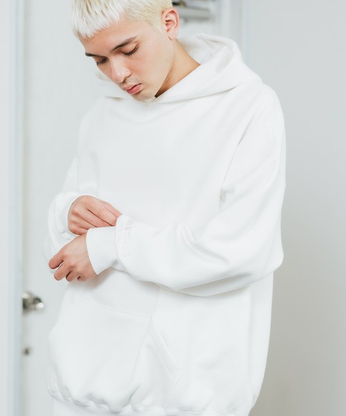 FOG ESSENTIALS(エフオージーエッセンシャルズ)の「FOG ESSENTIALS Pullover Hoodie RLCT LOGO / 3M LOGO PULLOVER HOODIE 夏服(パーカー・メンズ・ブラック/グレー/ホワイト/ベージュ・S/M/L/XL)」の16枚目の写真