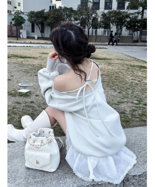 ♡*様 【最安値‼️】Darich バックリボンパールグラフィックスウェットプル バックリボンパールグラフィックスウェットプルオーバー（スウェット
