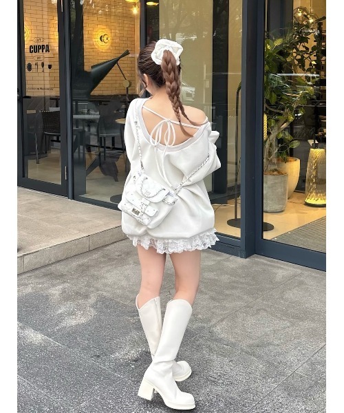バックリボンパールグラフィックスウェットプルオーバー（スウェット
