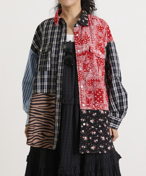 Freada(フリーダ)の「Freada/フリーダ パッチワーク ビッグシャツ(シャツ/ブラウス・レディース・ブルー/ブラック・ONE SIZE)」の16枚目の写真