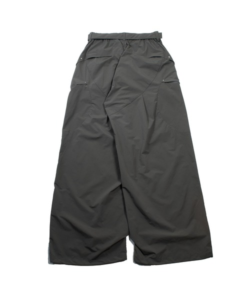F/CE. (エフシーイー)の「F/CE. COMPACTION PARACHUTE WIDE PANTS / エフシーイー コンパクション パラシュート ワイド パンツ(その他パンツ・メンズ・ブラック/サックスブルー/グレー・MEDIUM/LARGE)」の5枚目の写真