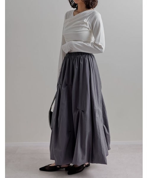 Re:EDIT（リエディ）の「[2026S/S PRE ORDER]ツマミタックデザインタフタバルーンスカート（スカート・レディース・グレー/アイボリー/ブラック・FREE）」の10枚目の写真