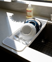 MKD.ZAKKA（エムケーディーザッカ）の「伸縮式 バスタブトレー（バス/トイレグッズ）」