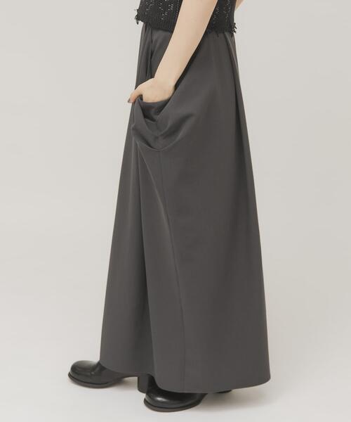 KBF（ケイビーエフ）の「ドレープタックスカート（スカート・レディース・ベージュ/チャコールグレー・ONE）」の10枚目の写真