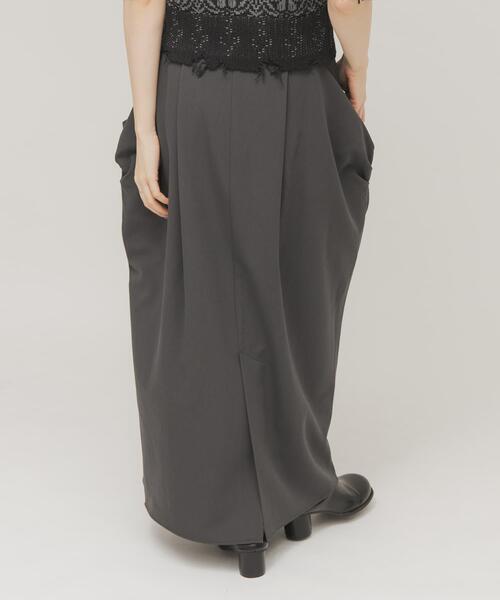 KBF（ケイビーエフ）の「ドレープタックスカート（スカート・レディース・ベージュ/チャコールグレー・ONE）」の11枚目の写真