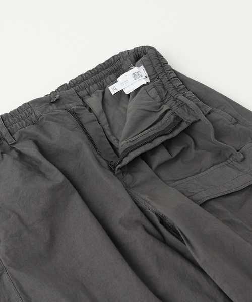C.P. COMPANY(シーピーカンパニー)の「C.P.Company / シーピーカンパニー MICRO-REPS BOXY CARGO LENS PT(カーゴパンツ・メンズ・ブラック/ブラック系その他/グレー・46/44/48)」の8枚目の写真