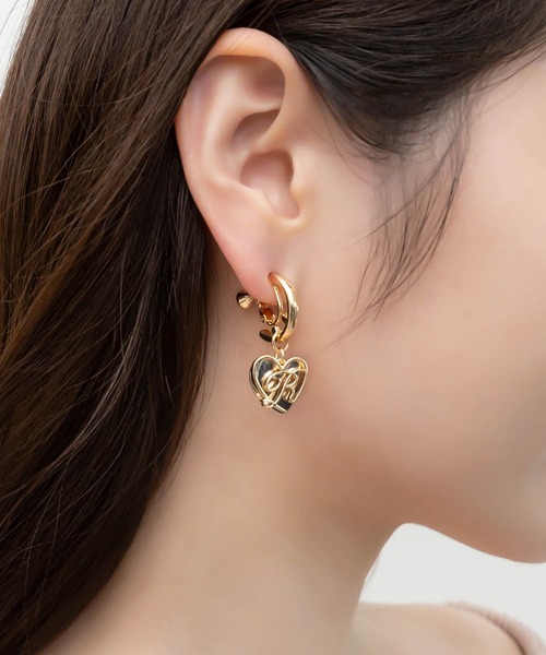 RANDA（ランダ）の「【Heart Collection】ハートフープイヤリング（イヤリング・レディース・シルバー/ゴールド・FREE）」の2枚目の写真