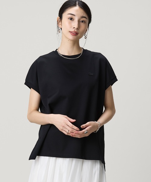 LACOSTE(ラコステ)の「【オンライン限定】LACOSTE オーバーサイズ フレンチスリーブ サイドスリット クルーネックTシャツ(Tシャツ/カットソー・レディース・オフホワイト/ダークアッシュ/ブラック/グレイッシュベージュ・FREE)」の2枚目の写真