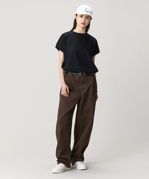 LACOSTE(ラコステ)の「【オンライン限定】LACOSTE オーバーサイズ フレンチスリーブ サイドスリット クルーネックTシャツ(Tシャツ/カットソー・レディース・オフホワイト/ダークアッシュ/ブラック/グレイッシュベージュ・FREE)」の20枚目の写真