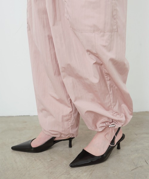 LIAN（リアン）の「撥水ワイドカーゴパンツ（カーゴパンツ・レディース・ブラック/アイボリー/ピンク/ベージュ・FREE）」の8枚目の写真