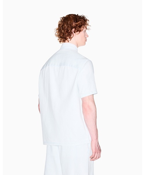 ARMANI EXCHANGE(アルマーニエクスチェンジ)の「【A|X アルマーニ エクスチェンジ】ライトブルーストライプデニム 半袖シャツ/BOXY(シャツ/ブラウス・メンズ・ライトブルー・SMALL/MEDIUM/LARGE/X-LARGE/X-SMALL)」の2枚目の写真