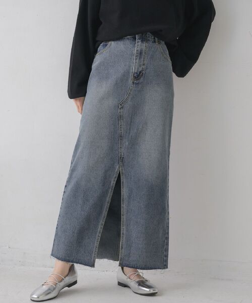 RETRO GIRL（レトロガール）の「フリンジデニムSK（デニムスカート・レディース・ケミカルウォッシュ/ブラック・LARGE/MEDIUM）」の2枚目の写真