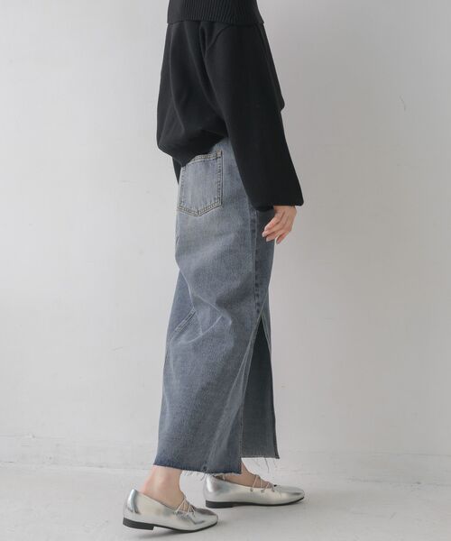 RETRO GIRL（レトロガール）の「フリンジデニムSK（デニムスカート・レディース・ケミカルウォッシュ/ブラック・LARGE/MEDIUM）」の10枚目の写真