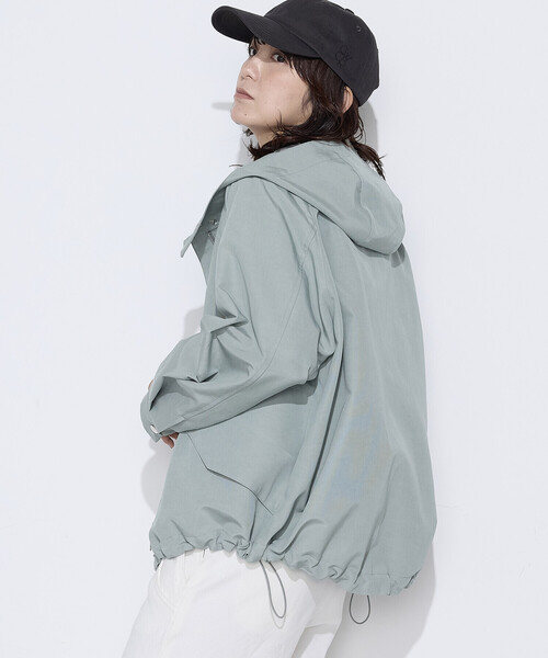 COMME CA Wardrobe（コムサワードローブ）の「キュプラ綿グログラン マウンテンパーカー（パーカー・レディース・カーキ/ネイビー/ホワイト系その他・FREE）」の15枚目の写真