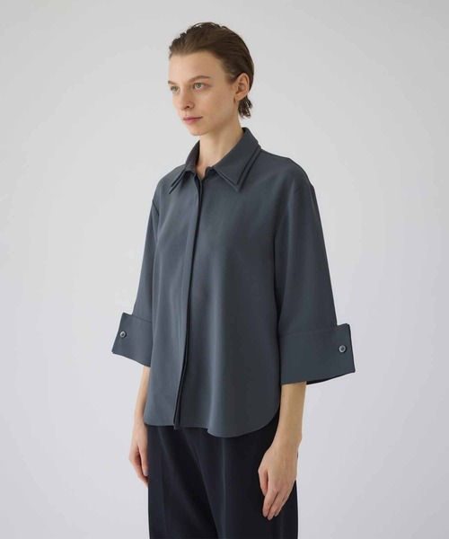 RIM.ARK(リムアーク)の「【RIM.ARK/リムアーク】W-collar classical blouse/ダブルカラークラシカルブラウス(シャツ/ブラウス・レディース・グレー/オフホワイト・FREE)」の4枚目の写真