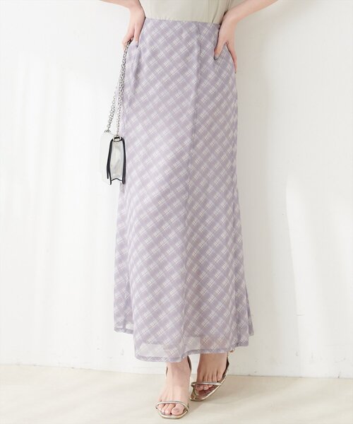 natural couture（ナチュラルクチュール）の「シアーチェックナロースカート（スカート・レディース・ブラック/ラベンダー/グレー・FREE）」の3枚目の写真