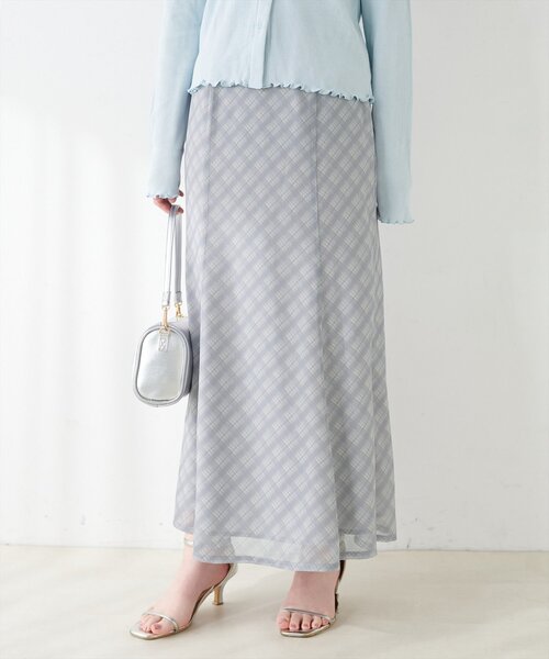 natural couture（ナチュラルクチュール）の「シアーチェックナロースカート（スカート・レディース・ブラック/ラベンダー/グレー・FREE）」の12枚目の写真