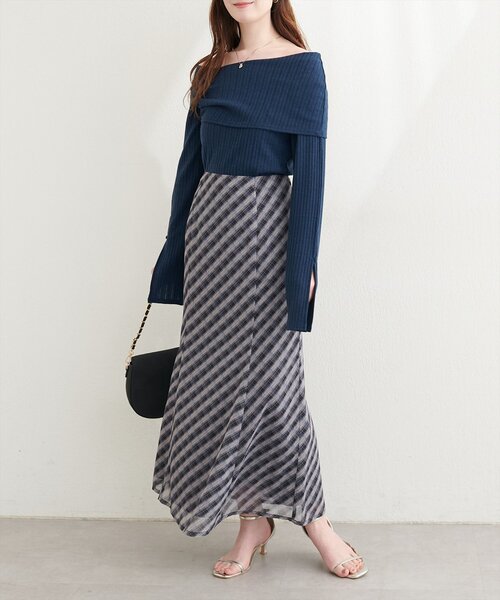 natural couture（ナチュラルクチュール）の「シアーチェックナロースカート（スカート・レディース・ブラック/ラベンダー/グレー・FREE）」の10枚目の写真