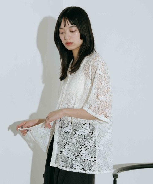PAGEBOY(ページボーイ)の「クロスレースカイキンシャツ(シャツ/ブラウス・レディース・ネイビー/ブラック/オフホワイト/プラム・FREE)」の11枚目の写真