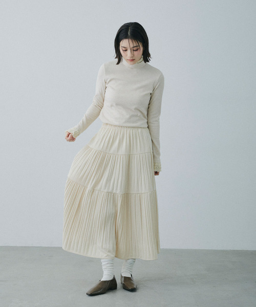 Mirette(ミレット)の「レースカフスハイネックリブトップス / Lace Cuff High Neck Rib Top(Tシャツ/カットソー・レディース・ナチュラル/ブラウン・FREE)」の20枚目の写真