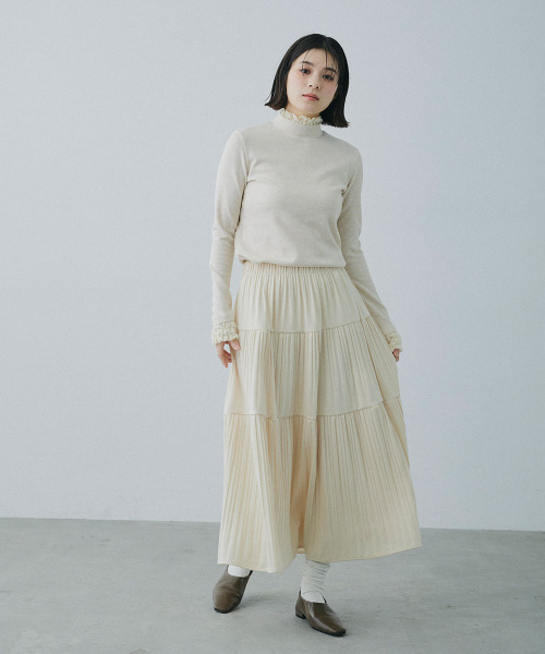 Mirette(ミレット)の「レースカフスハイネックリブトップス / Lace Cuff High Neck Rib Top(Tシャツ/カットソー・レディース・ナチュラル/ブラウン・FREE)」の19枚目の写真
