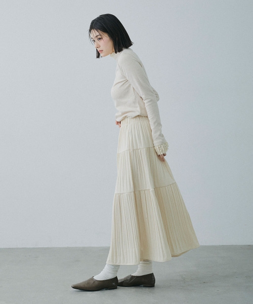 Mirette(ミレット)の「レースカフスハイネックリブトップス / Lace Cuff High Neck Rib Top(Tシャツ/カットソー・レディース・ナチュラル/ブラウン・FREE)」の16枚目の写真