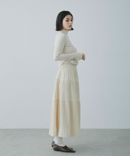Mirette(ミレット)の「レースカフスハイネックリブトップス / Lace Cuff High Neck Rib Top(Tシャツ/カットソー・レディース・ナチュラル/ブラウン・FREE)」の15枚目の写真